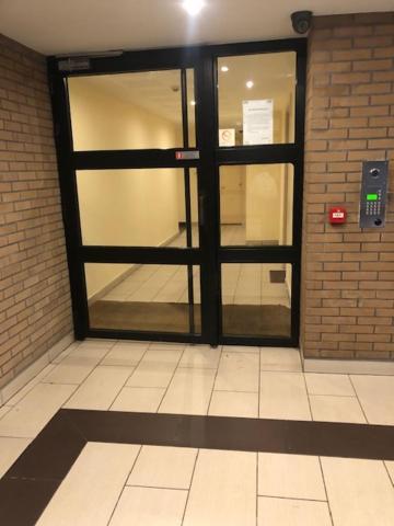 Logement Entier 2 Pieces Parking 5'Metro Saint-Denis  Kültér fotó